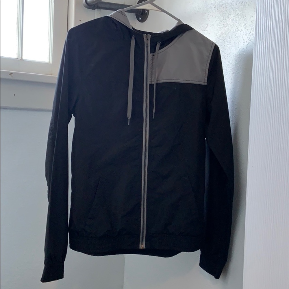 *like new* ZINE Windbreaker
